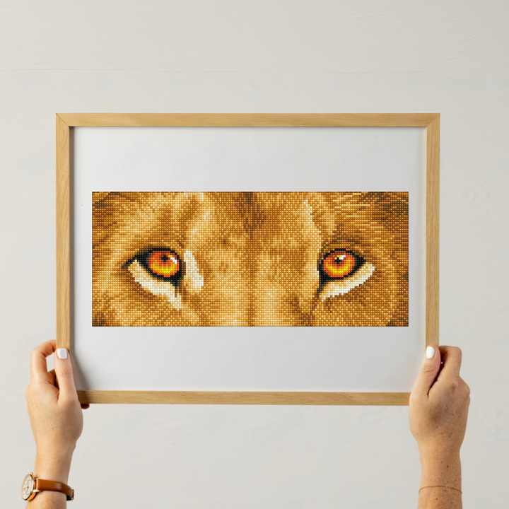 Diamond Dotz Lion Spy - 16.5" x 7.1"