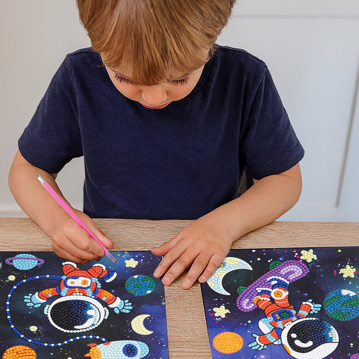 Diamond Dotz DOTZIES Fun in Space! Diamond Painting - 5.9" x 5.9"