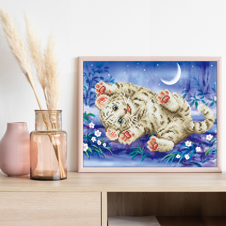 Diamond Dotz Baby Tiger Roly Poly - 14 x 11 in