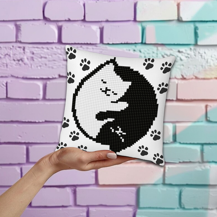 Diamond Dotz Kitty Glow Mini Pillow - 7.1 x 7.1 in