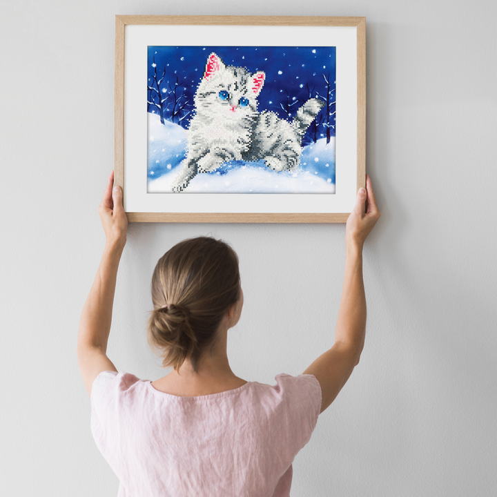 Diamond Dotz Kitten In The Snow - 14 x 11 in
