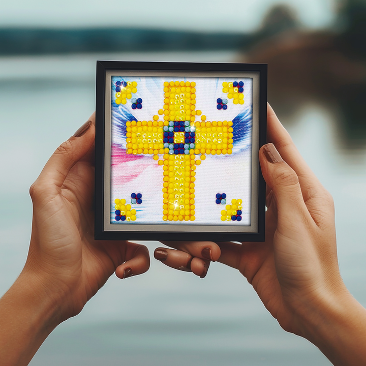 Diamond Dotz Golden Cross - 2.8 x 2.8 in