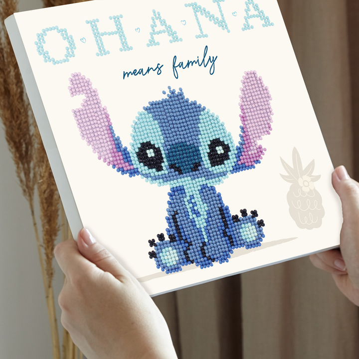 Diamond Dotz Lilo & Stitch - Ohana - 8.7 x 8.7 in