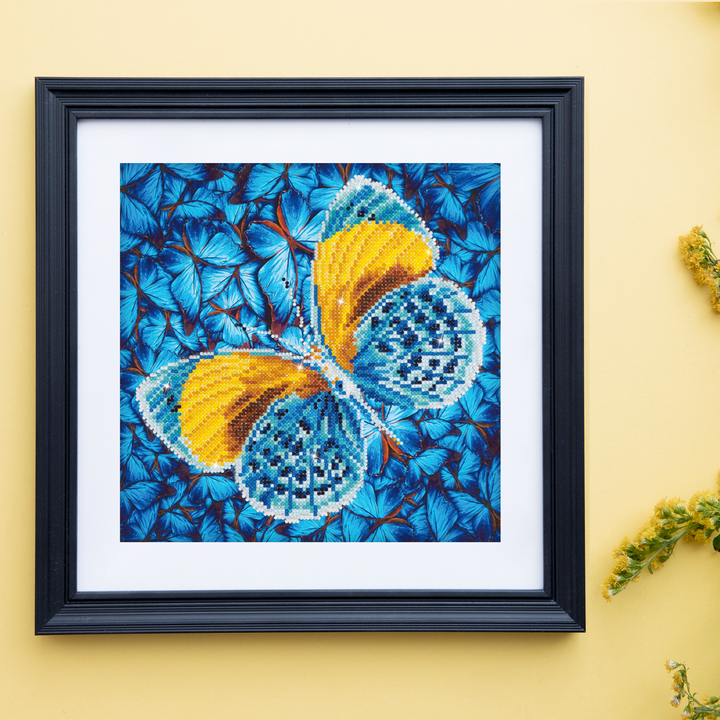 Diamond Dotz Flutter By Gold - 12 x 12 in