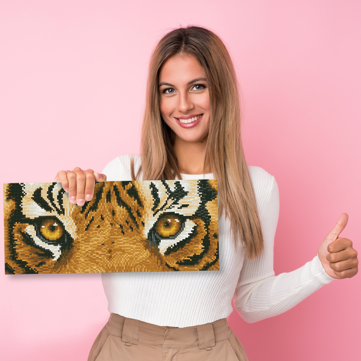 Diamond Dotz Tiger Spy - 16.5 x 5.9 in