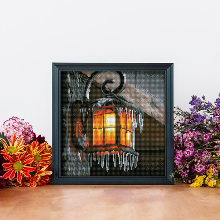 Diamond Dotz Frosty Light - 13.58 x 13.58 in