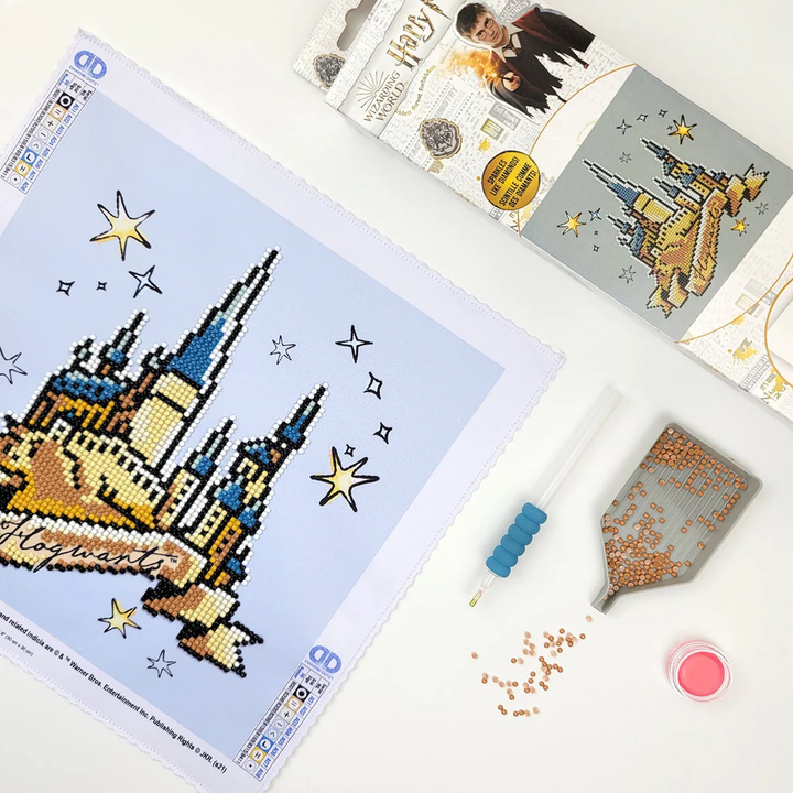 Diamond Dotz Hogwarts Castle - 8.7 x 8.7 in