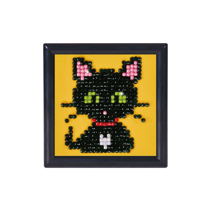 Diamond Dotz Green Eye Sparkle with Frame - 3.0" x 3.0"