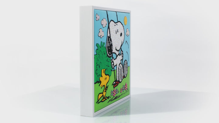 Dotzies Snoopy on the Swing
